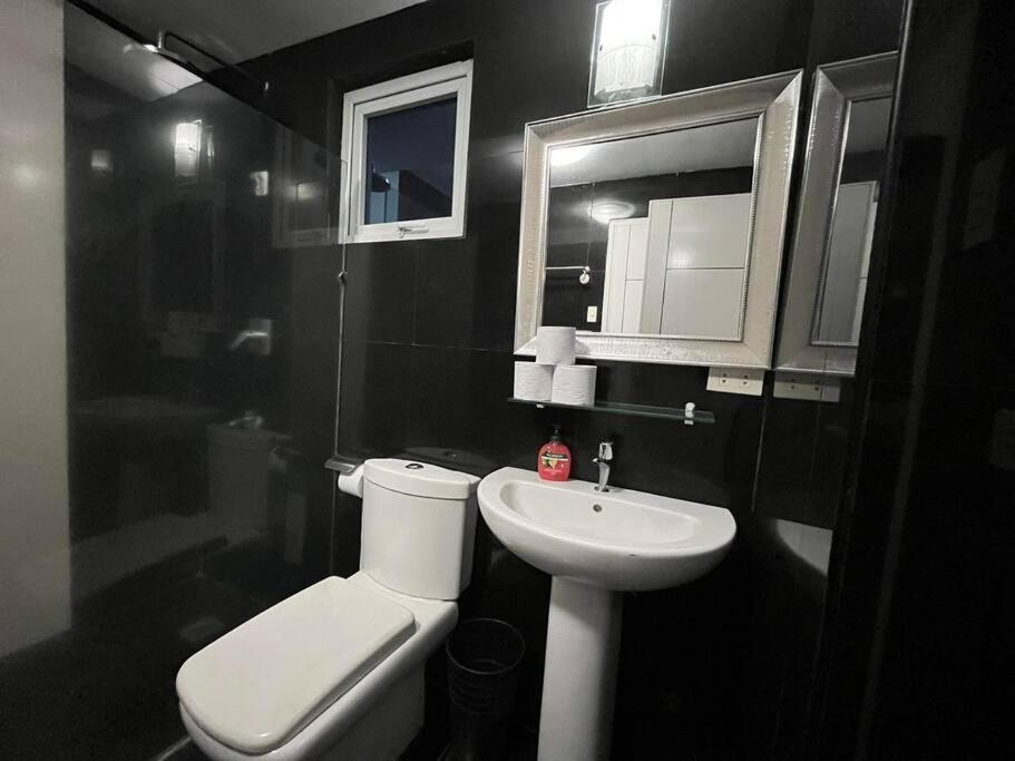 Kandi Big 1 Bedroom King Bed, Free Housekeeping, Wi-Fi Ángeles Exterior foto