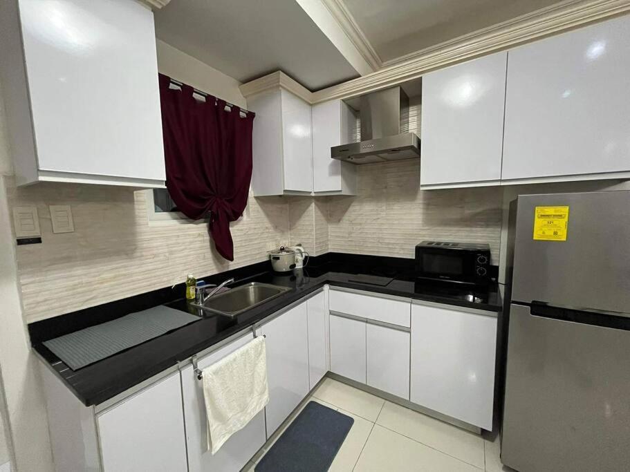 Kandi Big 1 Bedroom King Bed, Free Housekeeping, Wi-Fi Ángeles Exterior foto